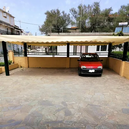 Nikos 2 Apartment