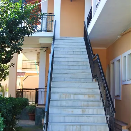 Apartment Nikos 2 *