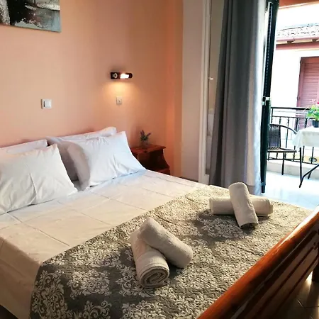 Apartment Nikos 2 *